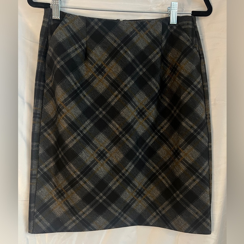 Cabi Step Out Skirt - NWOT - Picture 5 of 13